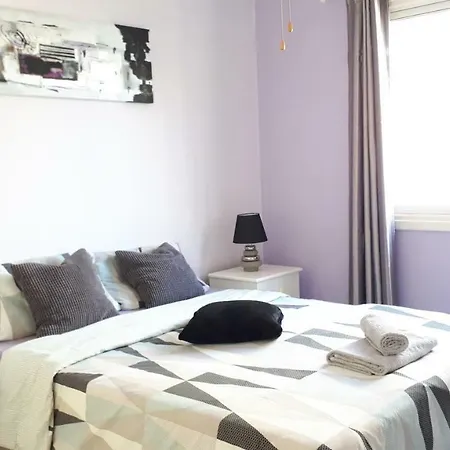 Cozy 2 Bedroom Apt With Pool, Free Wi Fi, Near Sea *